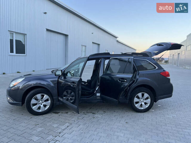 Сірий Субару Аутбек, об'ємом двигуна 2.46 л та пробігом 230 тис. км за 8300 $, фото 21 на Automoto.ua