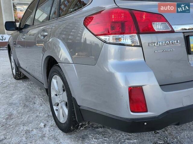 Серый Субару Аутбек, объемом двигателя 2.5 л и пробегом 219 тыс. км за 8333 $, фото 20 на Automoto.ua