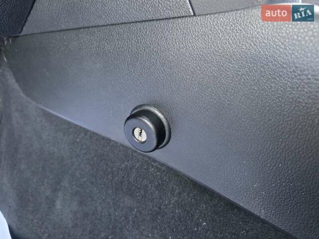 Серый Субару Аутбек, объемом двигателя 2.5 л и пробегом 219 тыс. км за 8333 $, фото 33 на Automoto.ua