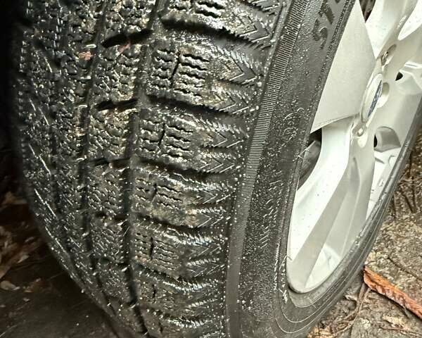 Серый Субару Аутбек, объемом двигателя 2.5 л и пробегом 318 тыс. км за 9500 $, фото 17 на Automoto.ua