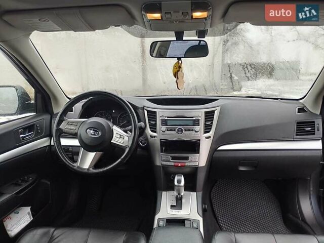 Сірий Субару Аутбек, об'ємом двигуна 2.5 л та пробігом 210 тис. км за 9999 $, фото 8 на Automoto.ua