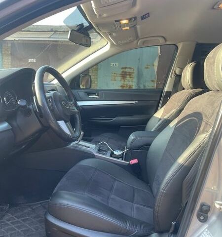 Сірий Субару Аутбек, об'ємом двигуна 2.46 л та пробігом 247 тис. км за 10000 $, фото 8 на Automoto.ua