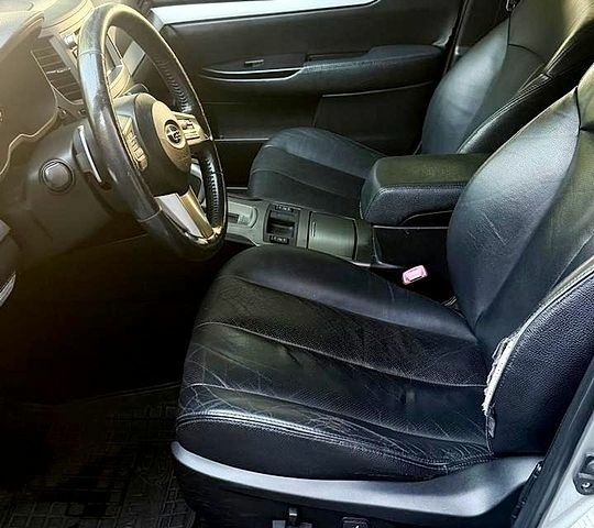 Сірий Субару Аутбек, об'ємом двигуна 2.46 л та пробігом 205 тис. км за 8200 $, фото 14 на Automoto.ua