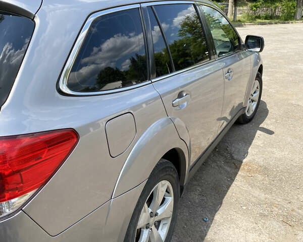 Сірий Субару Аутбек, об'ємом двигуна 2 л та пробігом 160 тис. км за 9500 $, фото 8 на Automoto.ua