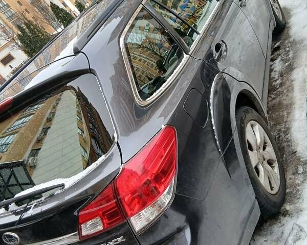 Серый Субару Аутбек, объемом двигателя 2.46 л и пробегом 210 тыс. км за 9200 $, фото 7 на Automoto.ua