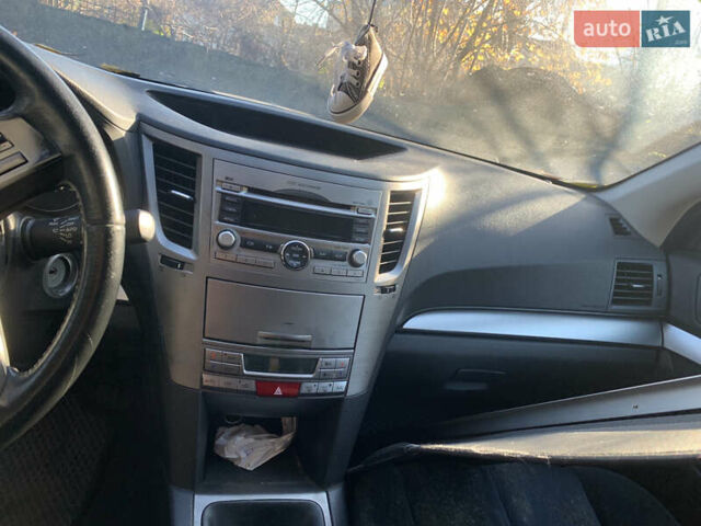 Серый Субару Аутбек, объемом двигателя 2 л и пробегом 1 тыс. км за 3000 $, фото 11 на Automoto.ua