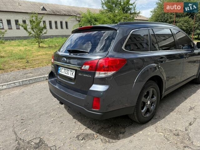 Сірий Субару Аутбек, об'ємом двигуна 2.5 л та пробігом 205 тис. км за 10500 $, фото 4 на Automoto.ua