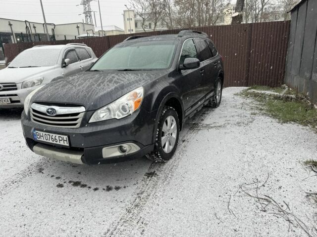 Серый Субару Аутбек, объемом двигателя 2.5 л и пробегом 300 тыс. км за 7900 $, фото 2 на Automoto.ua