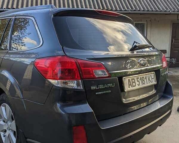 Сірий Субару Аутбек, об'ємом двигуна 2.46 л та пробігом 200 тис. км за 10200 $, фото 7 на Automoto.ua