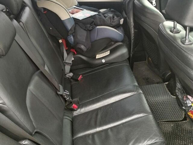 Серый Субару Аутбек, объемом двигателя 2.5 л и пробегом 210 тыс. км за 9900 $, фото 7 на Automoto.ua