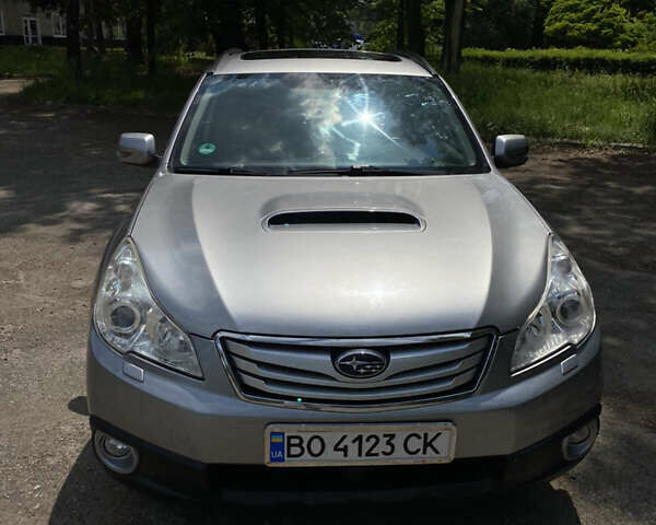 Сірий Субару Аутбек, об'ємом двигуна 2 л та пробігом 160 тис. км за 9500 $, фото 11 на Automoto.ua