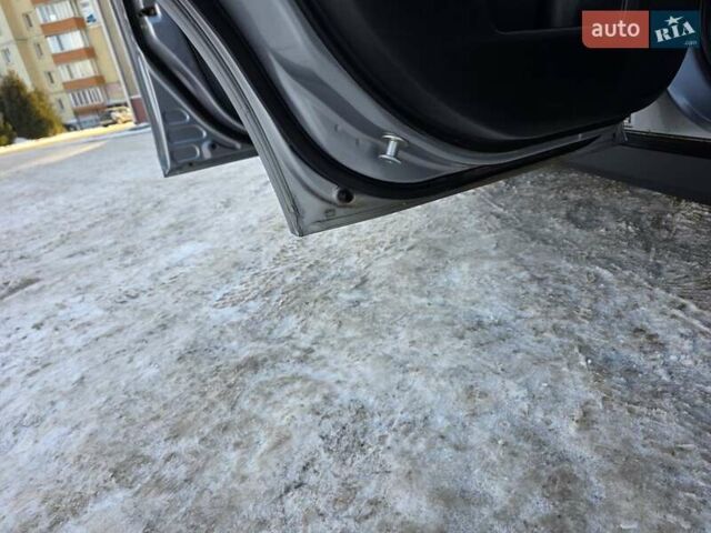 Серый Субару Аутбек, объемом двигателя 2.5 л и пробегом 219 тыс. км за 8333 $, фото 58 на Automoto.ua