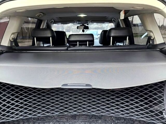 Сірий Субару Аутбек, об'ємом двигуна 2.5 л та пробігом 250 тис. км за 10500 $, фото 3 на Automoto.ua