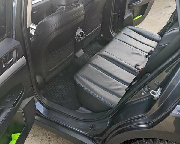 Сірий Субару Аутбек, об'ємом двигуна 2.46 л та пробігом 200 тис. км за 10200 $, фото 26 на Automoto.ua