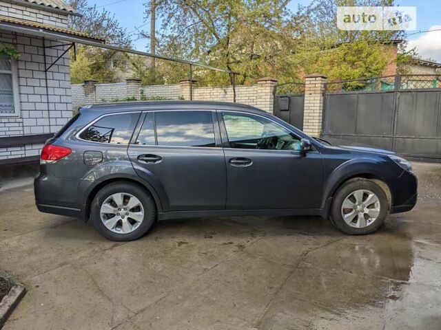 Сірий Субару Аутбек, об'ємом двигуна 2.46 л та пробігом 200 тис. км за 10200 $, фото 9 на Automoto.ua