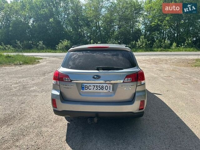 Сірий Субару Аутбек, об'ємом двигуна 2 л та пробігом 307 тис. км за 6499 $, фото 10 на Automoto.ua