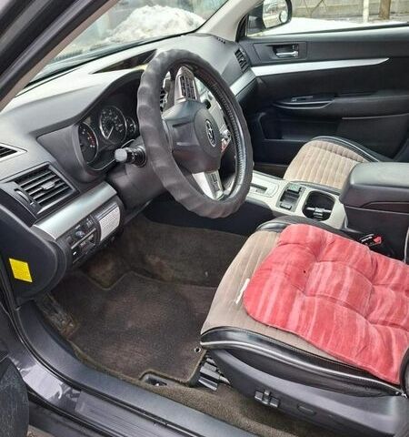 Сірий Субару Аутбек, об'ємом двигуна 2.46 л та пробігом 183 тис. км за 9000 $, фото 8 на Automoto.ua