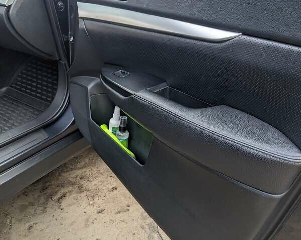 Сірий Субару Аутбек, об'ємом двигуна 2.46 л та пробігом 200 тис. км за 10200 $, фото 33 на Automoto.ua