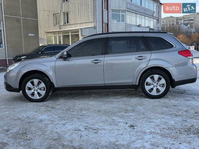 Серый Субару Аутбек, объемом двигателя 2.5 л и пробегом 219 тыс. км за 8333 $, фото 7 на Automoto.ua