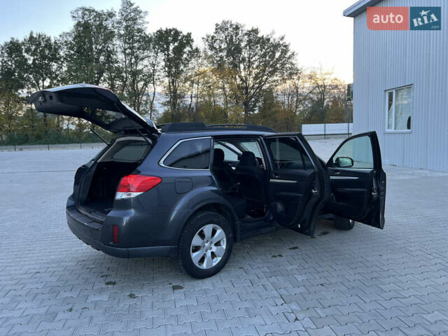 Сірий Субару Аутбек, об'ємом двигуна 2.46 л та пробігом 230 тис. км за 8300 $, фото 29 на Automoto.ua