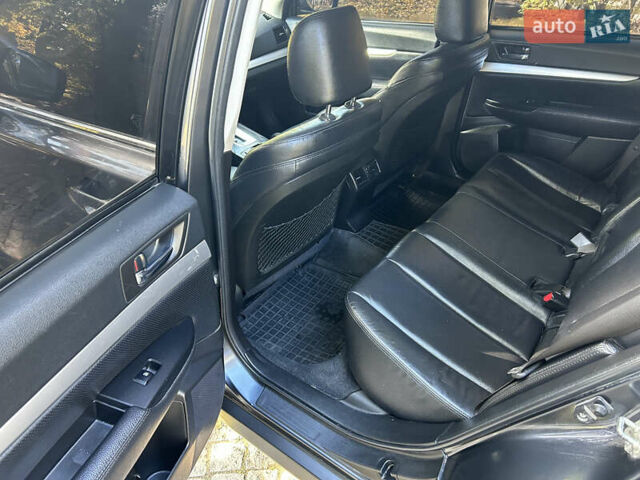 Сірий Субару Аутбек, об'ємом двигуна 2.46 л та пробігом 228 тис. км за 7500 $, фото 9 на Automoto.ua