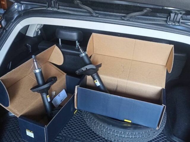 Сірий Субару Аутбек, об'ємом двигуна 2.5 л та пробігом 201 тис. км за 10600 $, фото 11 на Automoto.ua