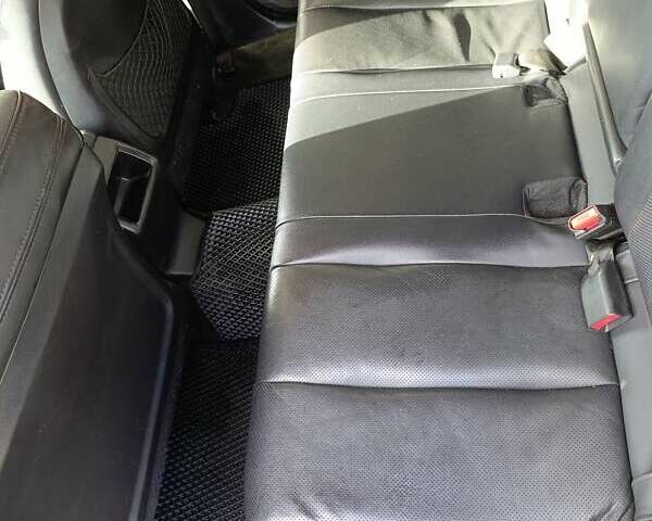 Серый Субару Аутбек, объемом двигателя 2.46 л и пробегом 178 тыс. км за 9999 $, фото 25 на Automoto.ua