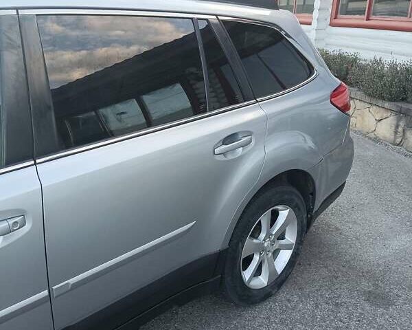 Сірий Субару Аутбек, об'ємом двигуна 2.46 л та пробігом 170 тис. км за 10700 $, фото 19 на Automoto.ua