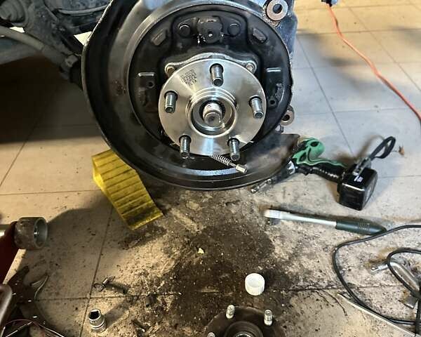 Серый Субару Аутбек, объемом двигателя 2.5 л и пробегом 322 тыс. км за 9700 $, фото 9 на Automoto.ua