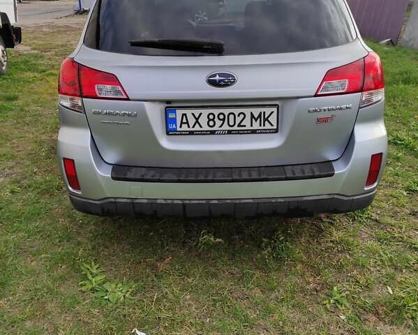 Сірий Субару Аутбек, об'ємом двигуна 2.46 л та пробігом 250 тис. км за 9300 $, фото 5 на Automoto.ua