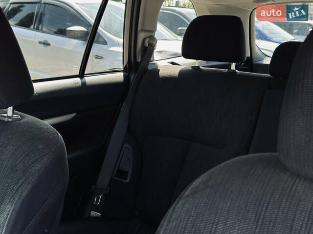 Серый Субару Аутбек, объемом двигателя 2.46 л и пробегом 296 тыс. км за 9400 $, фото 24 на Automoto.ua