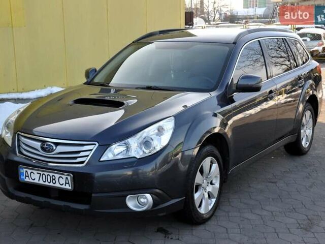 Сірий Субару Аутбек, об'ємом двигуна 2 л та пробігом 251 тис. км за 6800 $, фото 1 на Automoto.ua