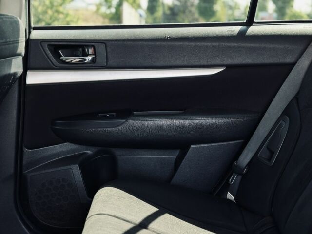 Серый Субару Аутбек, объемом двигателя 2.46 л и пробегом 296 тыс. км за 8999 $, фото 17 на Automoto.ua