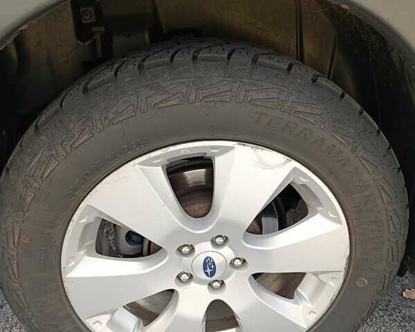 Серый Субару Аутбек, объемом двигателя 2.46 л и пробегом 178 тыс. км за 9999 $, фото 31 на Automoto.ua