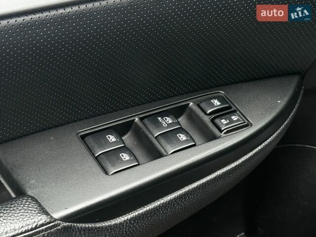 Серый Субару Аутбек, объемом двигателя 2.46 л и пробегом 250 тыс. км за 9990 $, фото 11 на Automoto.ua