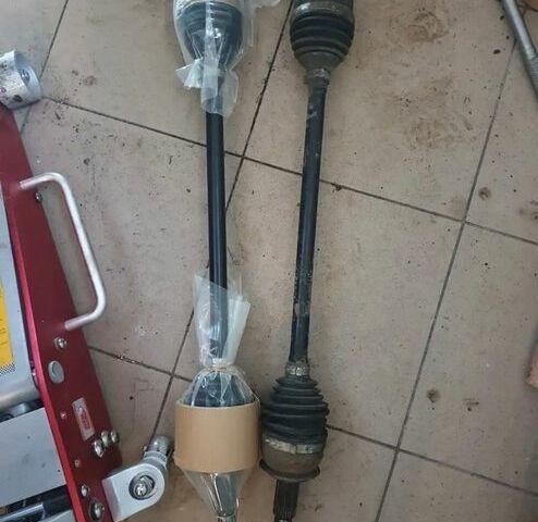 Сірий Субару Аутбек, об'ємом двигуна 2.46 л та пробігом 322 тис. км за 8700 $, фото 64 на Automoto.ua