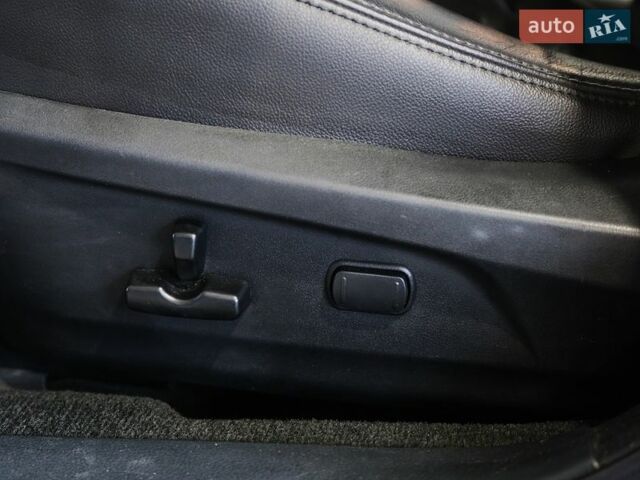 Серый Субару Аутбек, объемом двигателя 2.46 л и пробегом 217 тыс. км за 9900 $, фото 29 на Automoto.ua