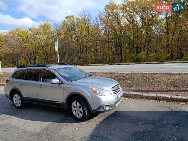 Серый Субару Аутбек, объемом двигателя 2.46 л и пробегом 178 тыс. км за 9999 $, фото 58 на Automoto.ua