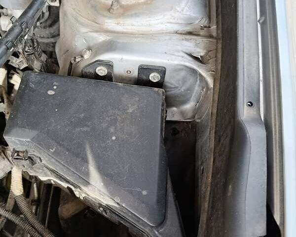 Серый Субару Аутбек, объемом двигателя 2.46 л и пробегом 178 тыс. км за 9999 $, фото 45 на Automoto.ua