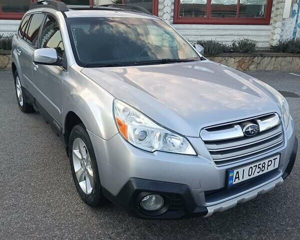 Сірий Субару Аутбек, об'ємом двигуна 2.46 л та пробігом 170 тис. км за 10700 $, фото 1 на Automoto.ua