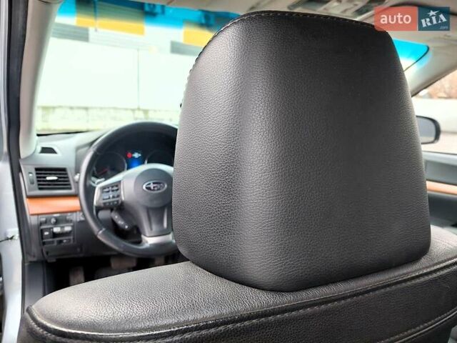 Серый Субару Аутбек, объемом двигателя 2.46 л и пробегом 215 тыс. км за 12150 $, фото 25 на Automoto.ua