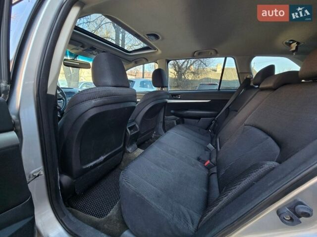 Серый Субару Аутбек, объемом двигателя 2.46 л и пробегом 184 тыс. км за 6450 $, фото 12 на Automoto.ua