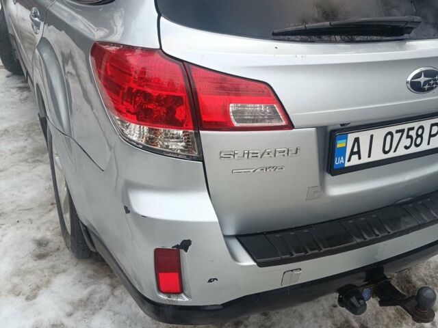 Сірий Субару Аутбек, об'ємом двигуна 2.46 л та пробігом 170 тис. км за 9200 $, фото 37 на Automoto.ua
