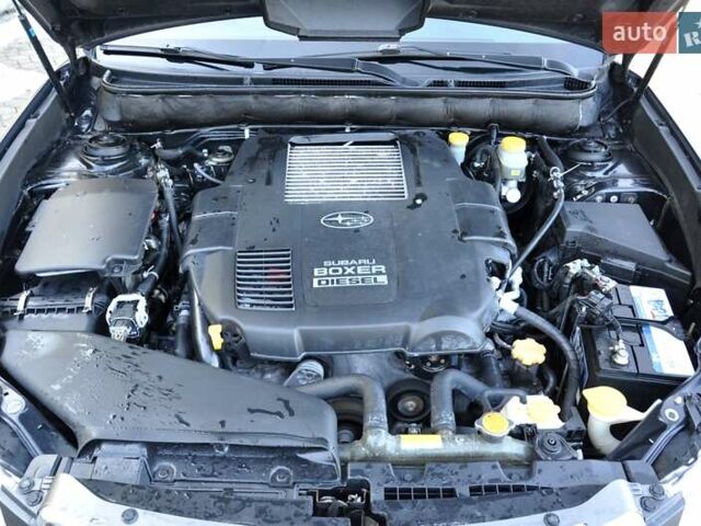 Сірий Субару Аутбек, об'ємом двигуна 2 л та пробігом 251 тис. км за 6800 $, фото 37 на Automoto.ua