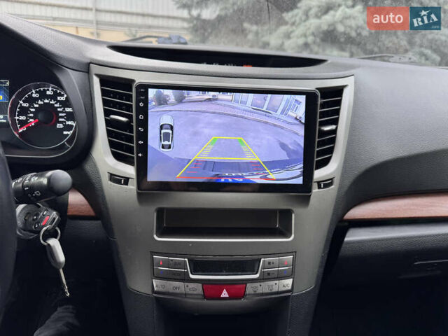 Серый Субару Аутбек, объемом двигателя 2.46 л и пробегом 297 тыс. км за 9300 $, фото 22 на Automoto.ua