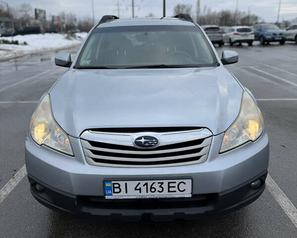 Сірий Субару Аутбек, об'ємом двигуна 2.46 л та пробігом 258 тис. км за 9000 $, фото 8 на Automoto.ua
