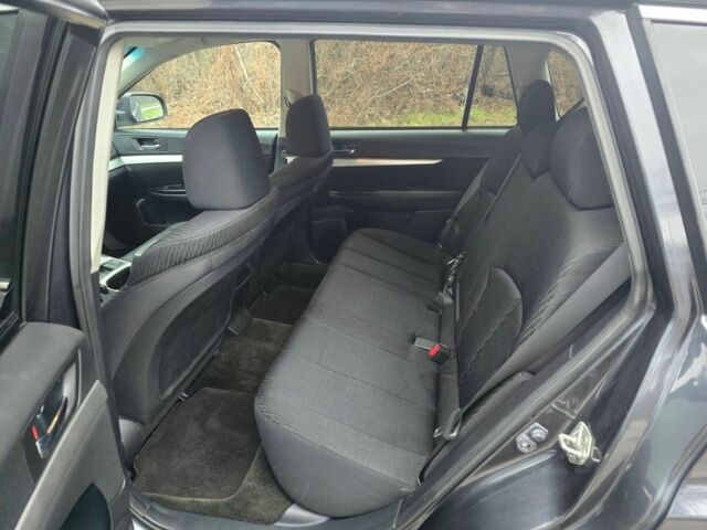 Сірий Субару Аутбек, об'ємом двигуна 2.5 л та пробігом 177 тис. км за 8400 $, фото 8 на Automoto.ua