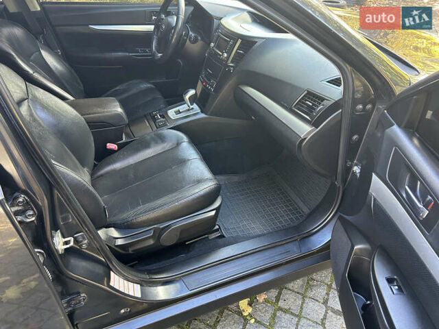 Сірий Субару Аутбек, об'ємом двигуна 2.46 л та пробігом 228 тис. км за 7800 $, фото 9 на Automoto.ua