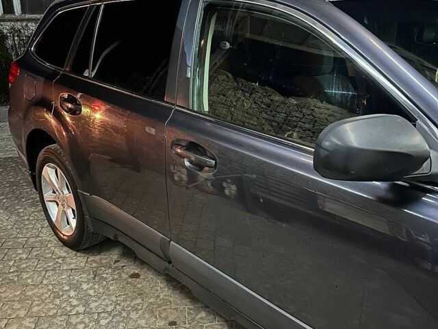 Сірий Субару Аутбек, об'ємом двигуна 2.5 л та пробігом 400 тис. км за 7500 $, фото 4 на Automoto.ua