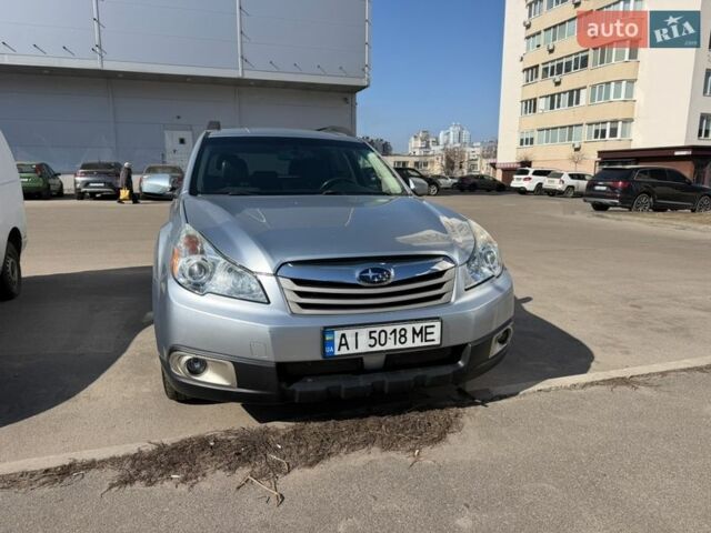 Серый Субару Аутбек, объемом двигателя 2.46 л и пробегом 290 тыс. км за 8400 $, фото 4 на Automoto.ua